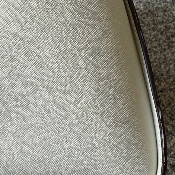 Michael Kors Two-Tone Bag in Purple and Cream - Picture 10 of 10